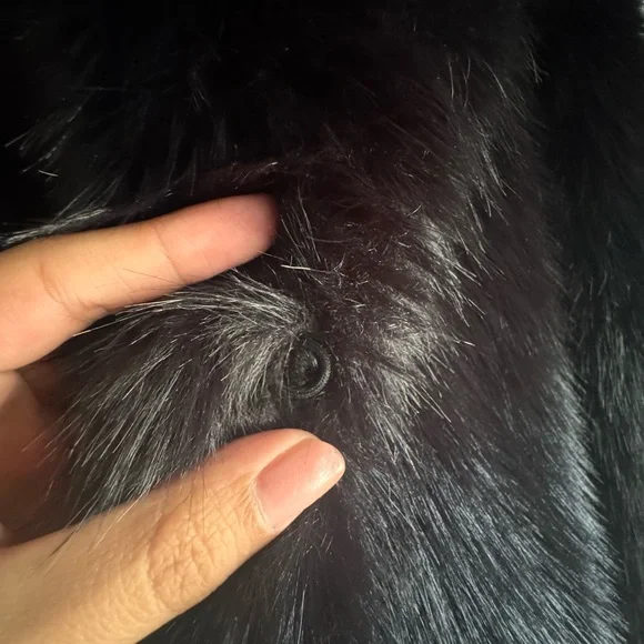 ZARA Black Faux Fur Cropped Jacket with Wide Collar - Picture 7 of 8